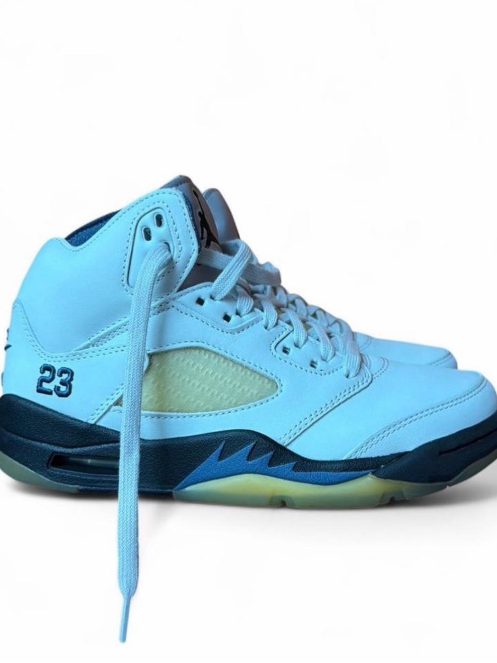 A Ma Maniere x Jordan 5 Dawn